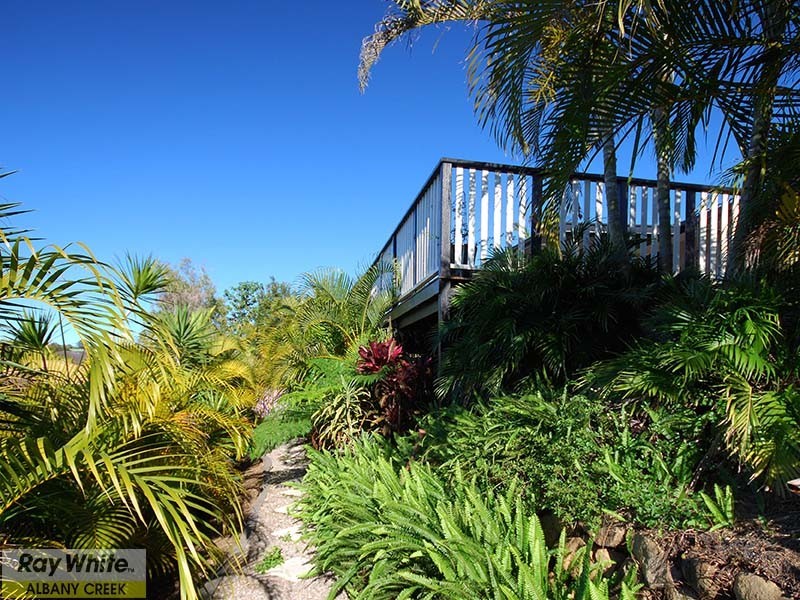 Eatons Hill QLD 4037