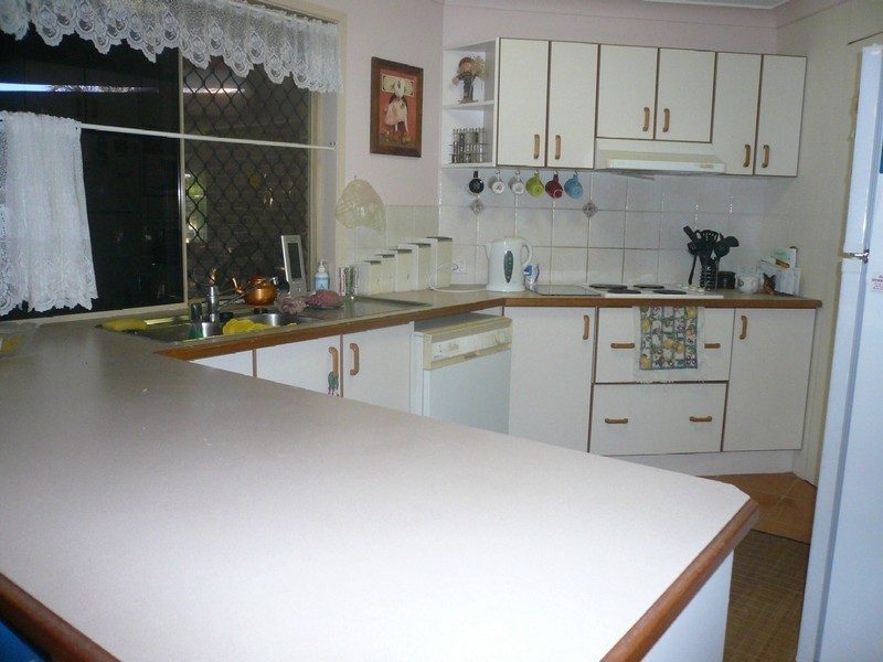 Eatons Hill QLD 4037