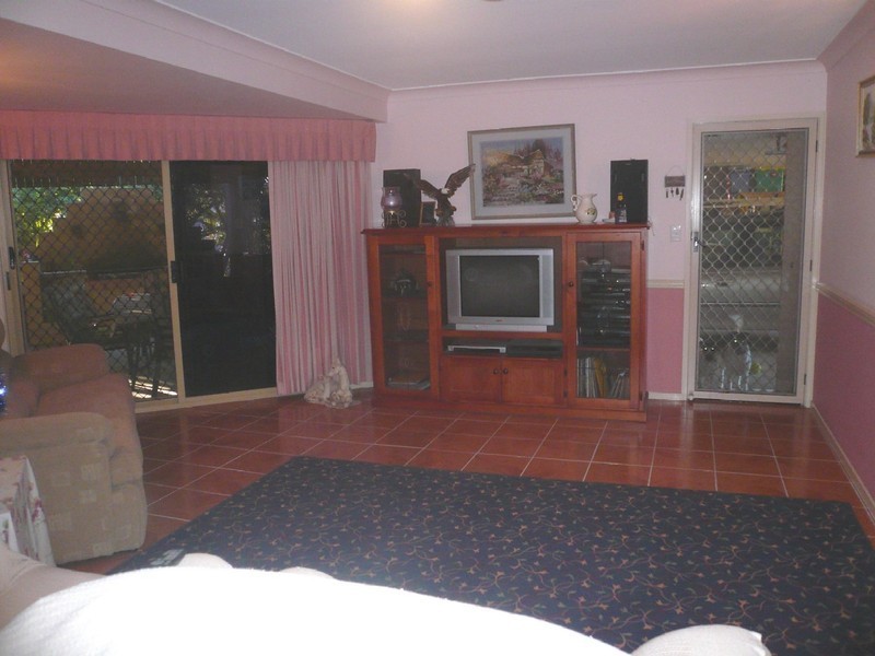 Eatons Hill QLD 4037