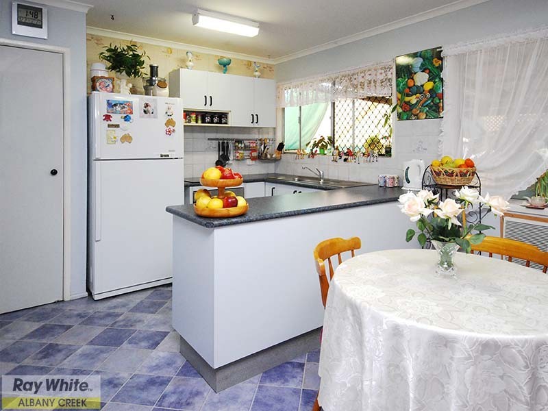 10 Karena Street, Brendale QLD 4500