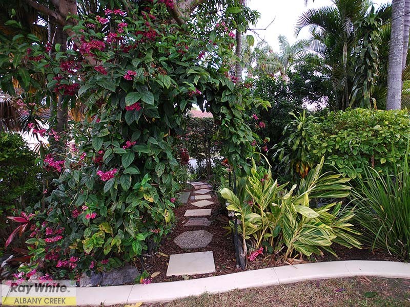 10 Karena Street, Brendale QLD 4500