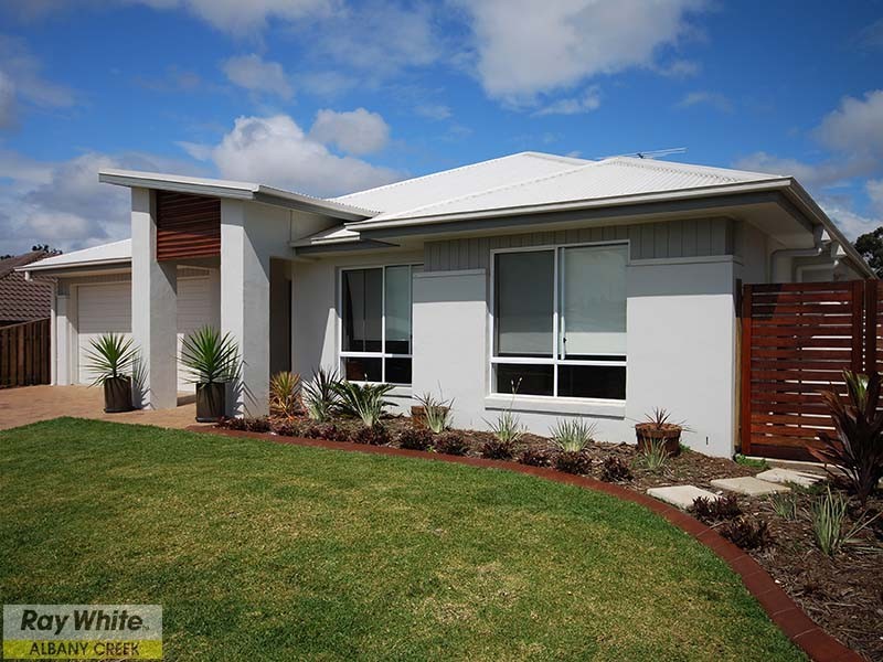 3 Bend Court, Eatons Hill QLD 4037