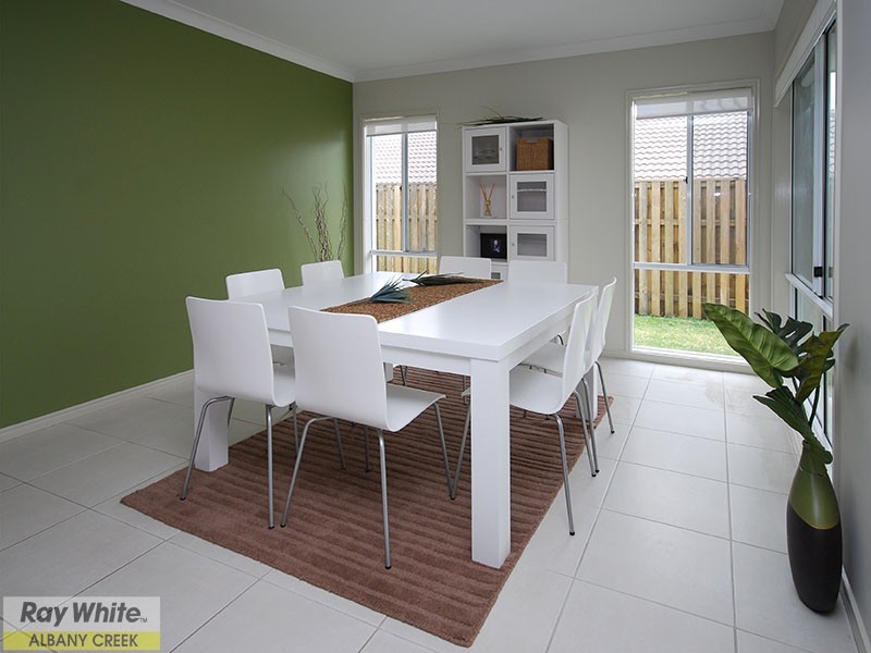 3 Bend Court, Eatons Hill QLD 4037