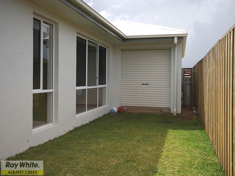 3 Bend Court, Eatons Hill QLD 4037