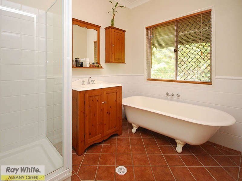 Eatons Hill QLD 4037