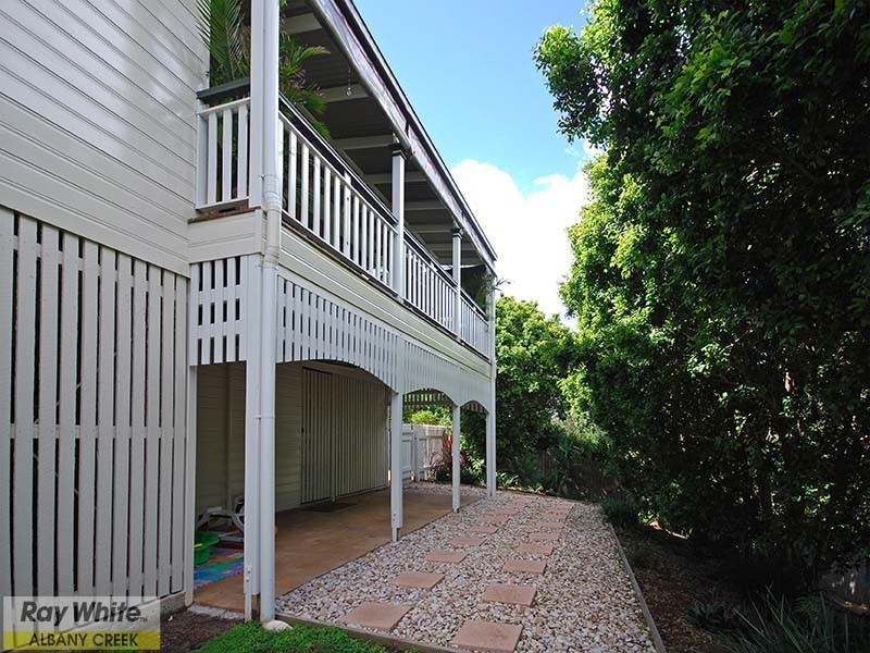 Eatons Hill QLD 4037