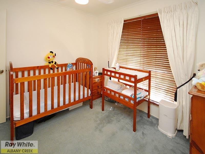 7 Atoll Crescent, Eatons Hill QLD 4037