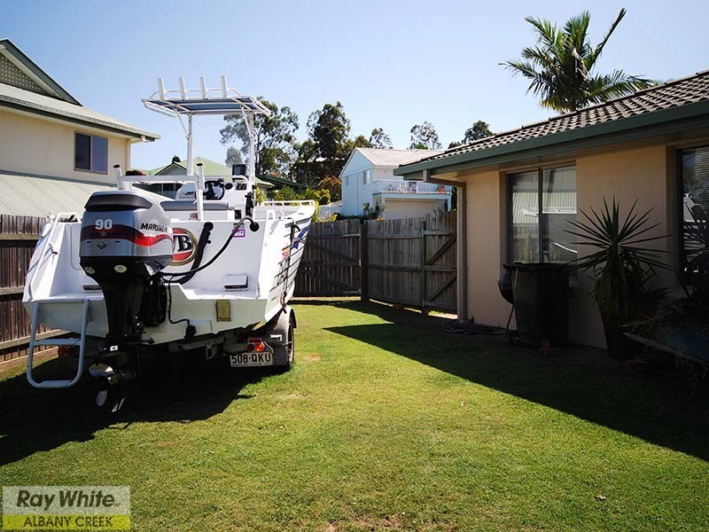 7 Atoll Crescent, Eatons Hill QLD 4037