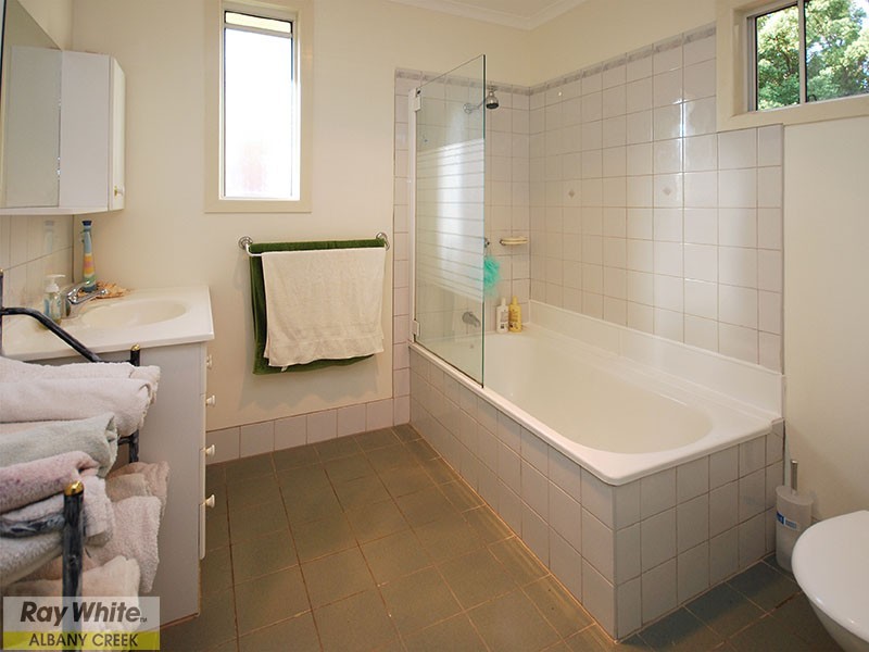 41 Bowen Avenue, Albany Creek QLD 4035