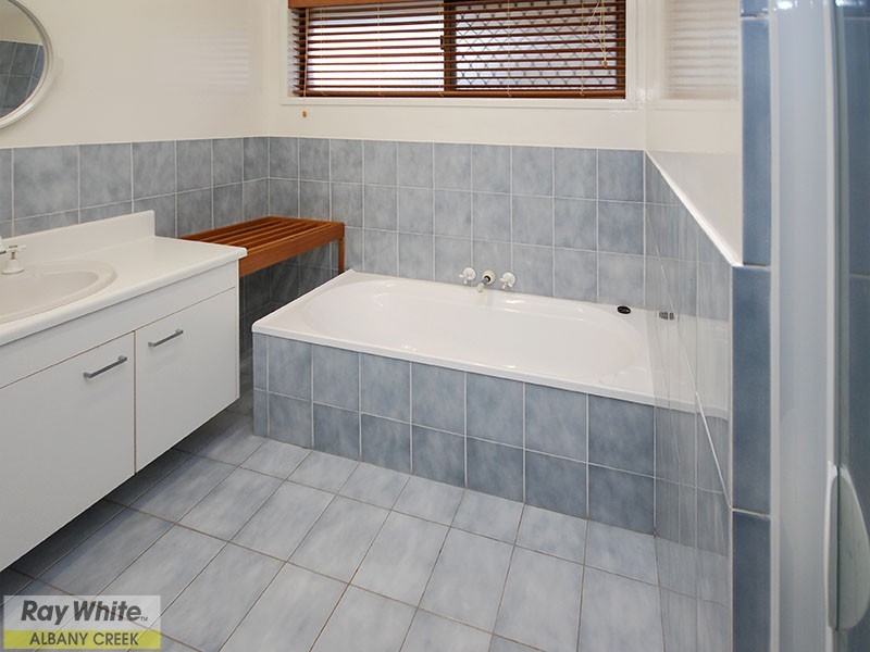 34 Challinor Drive, Albany Creek QLD 4035