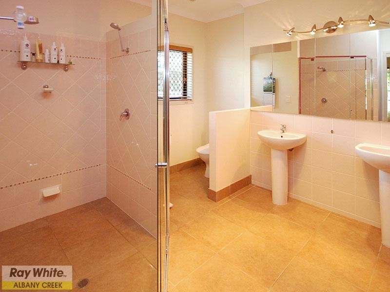 10 Pheasant Court, Cashmere QLD 4500