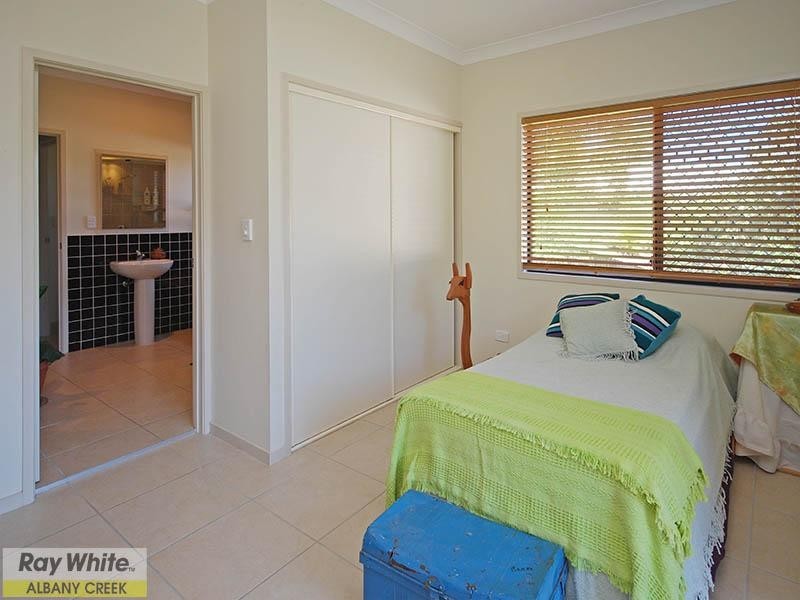 10 Pheasant Court, Cashmere QLD 4500
