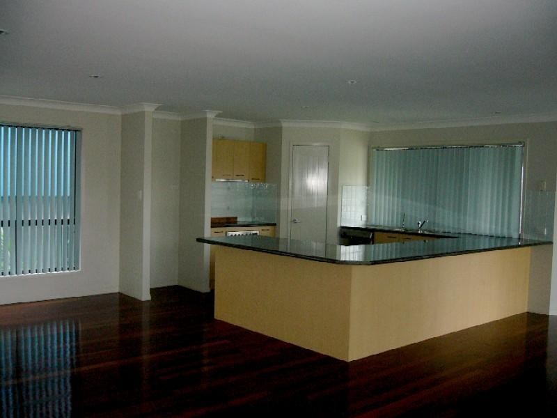 Eatons Hill QLD 4037