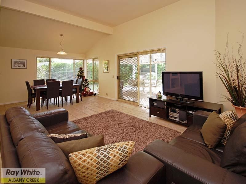 10 Oedipus Court, Eatons Hill QLD 4037