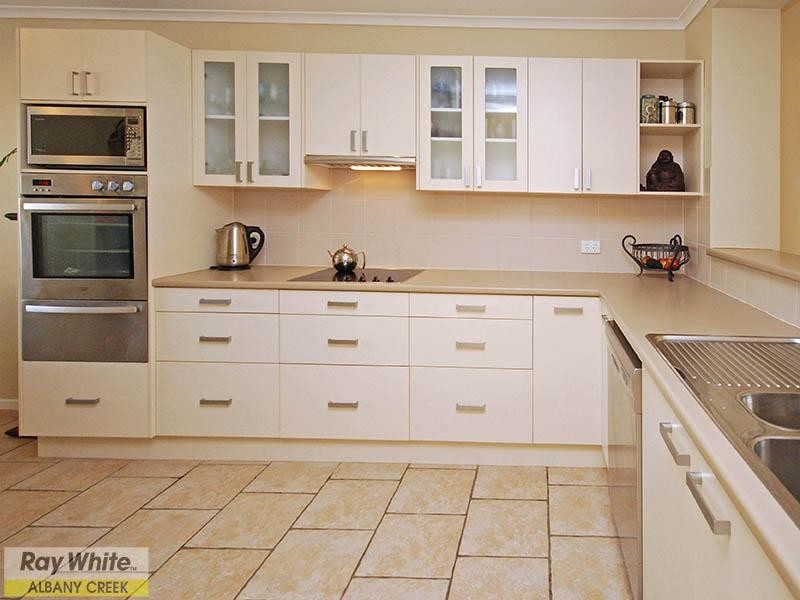 10 Oedipus Court, Eatons Hill QLD 4037