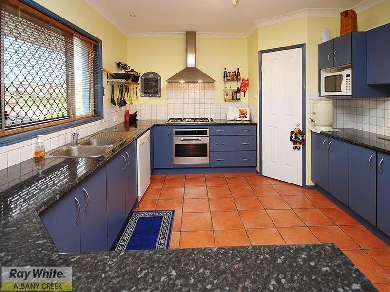 9 Snow wood Drive, Eatons Hill QLD 4037