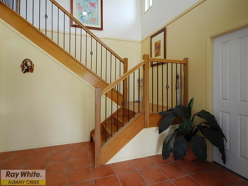 9 Snow wood Drive, Eatons Hill QLD 4037