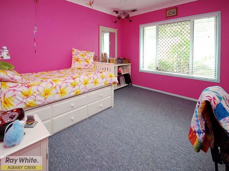 9 Snow wood Drive, Eatons Hill QLD 4037