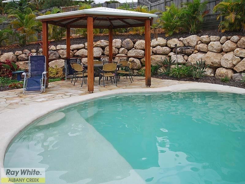 9 Snow wood Drive, Eatons Hill QLD 4037