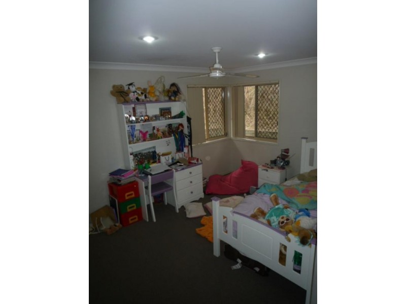 Eatons Hill QLD 4037