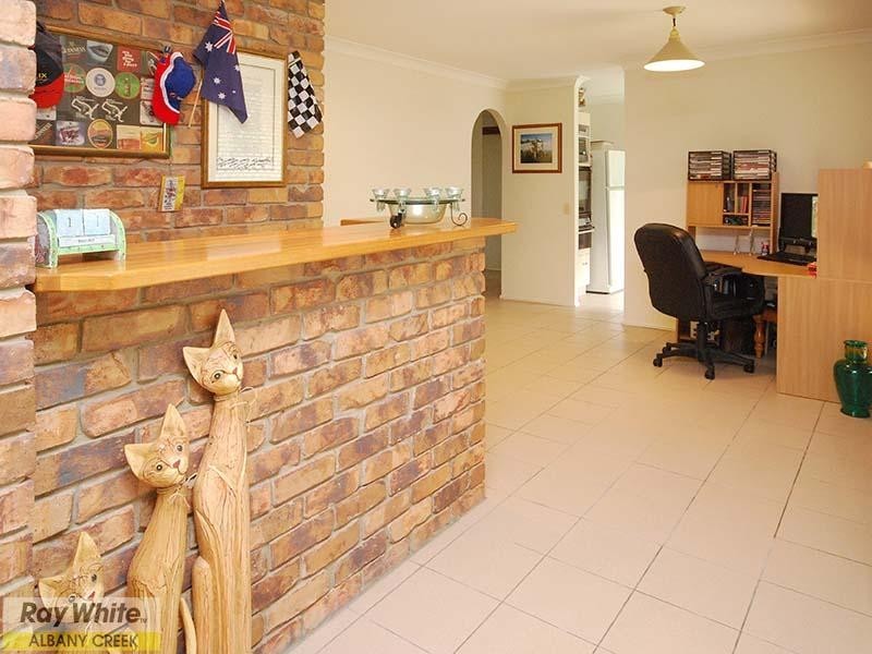 24 Pegasus Avenue, Eatons Hill QLD 4037