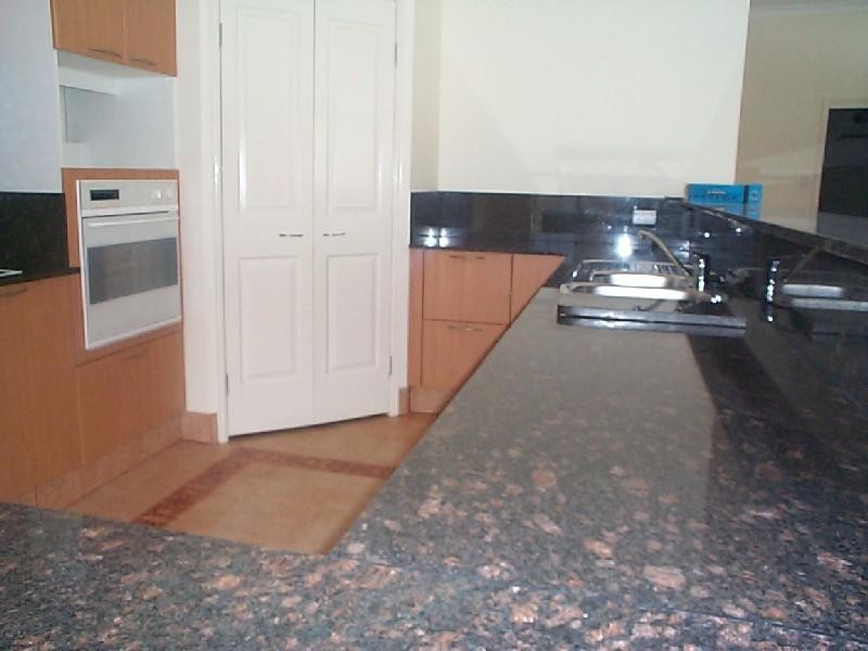 18 Granada Drive, Eatons Hill QLD 4037