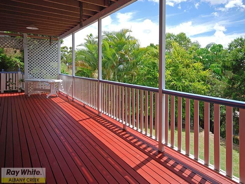 60 Minerva Court, Eatons Hill QLD 4037