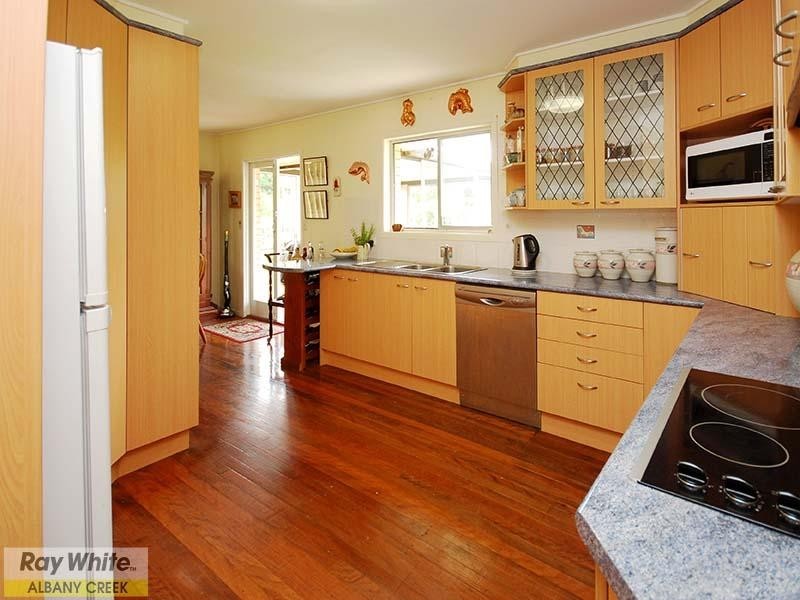 9 Dolcoath Street, Albany Creek QLD 4035