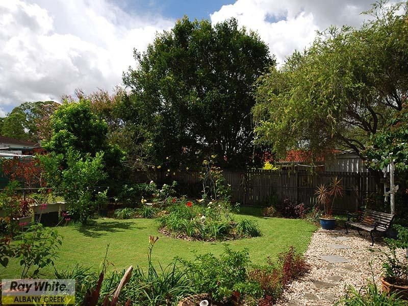 9 Dolcoath Street, Albany Creek QLD 4035