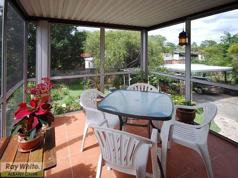 9 Dolcoath Street, Albany Creek QLD 4035