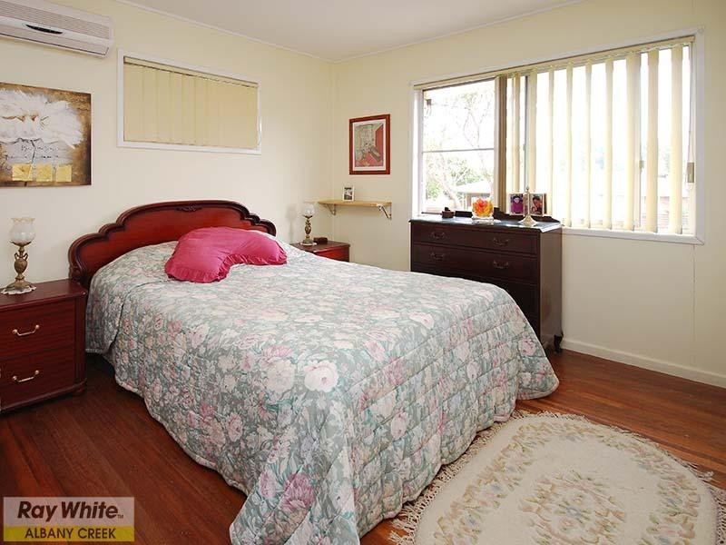 9 Dolcoath Street, Albany Creek QLD 4035
