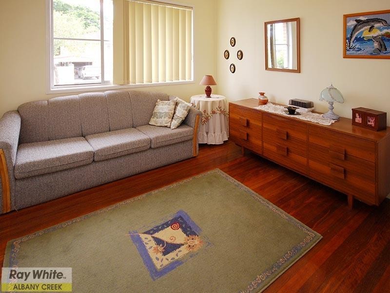 9 Dolcoath Street, Albany Creek QLD 4035
