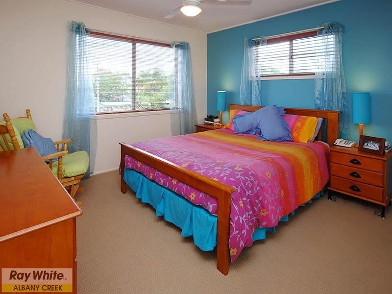 5 Tarnook Drive, Ferny Hills QLD 4055