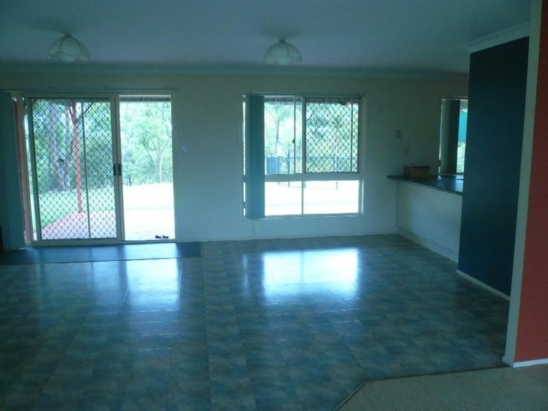 69 Raven Court, Warner QLD 4500