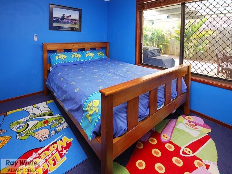 23 Pegasus Avenue, Eatons Hill QLD 4037