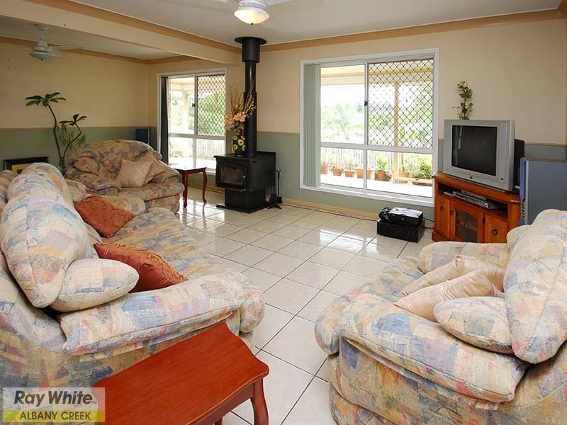 6 Seaforth Close, Albany Creek QLD 4035