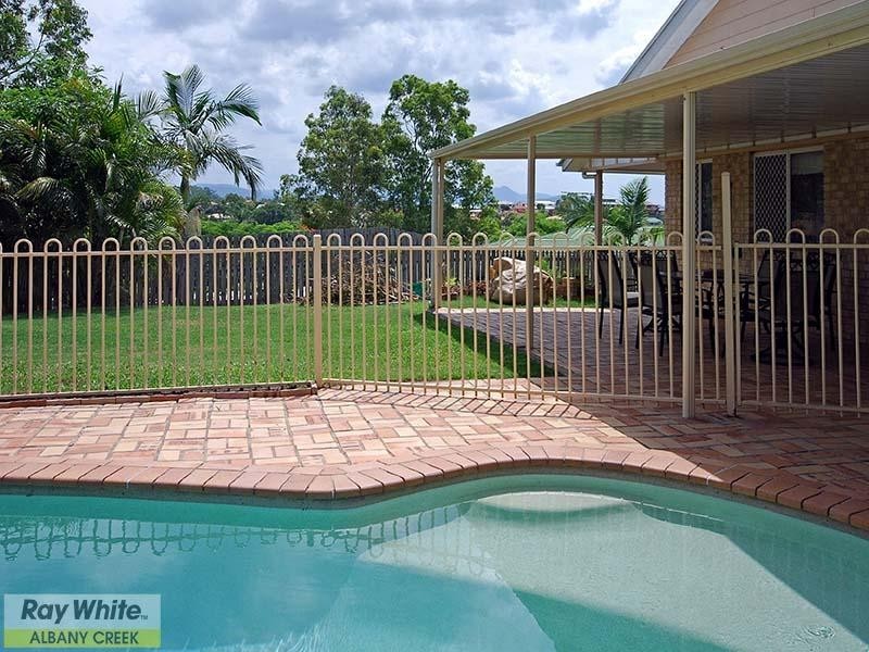 6 Seaforth Close, Albany Creek QLD 4035