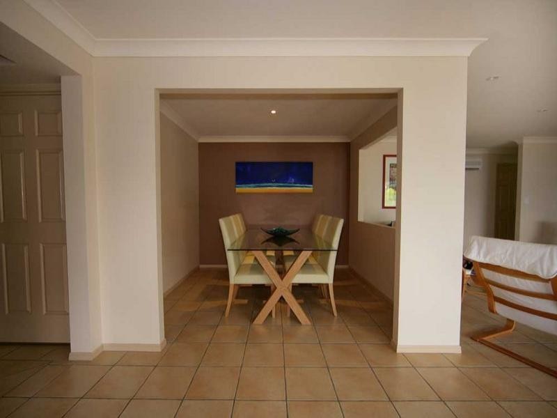 6 Altissimo Court, Eatons Hill QLD 4037