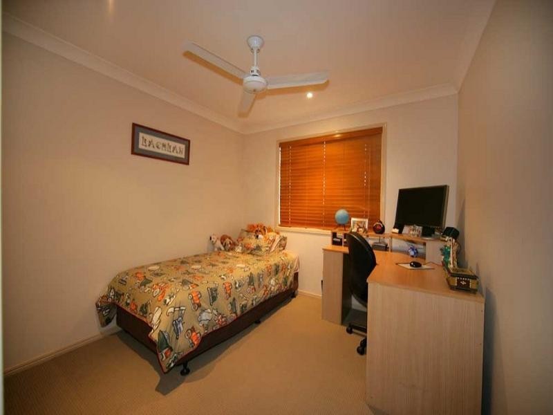 6 Altissimo Court, Eatons Hill QLD 4037