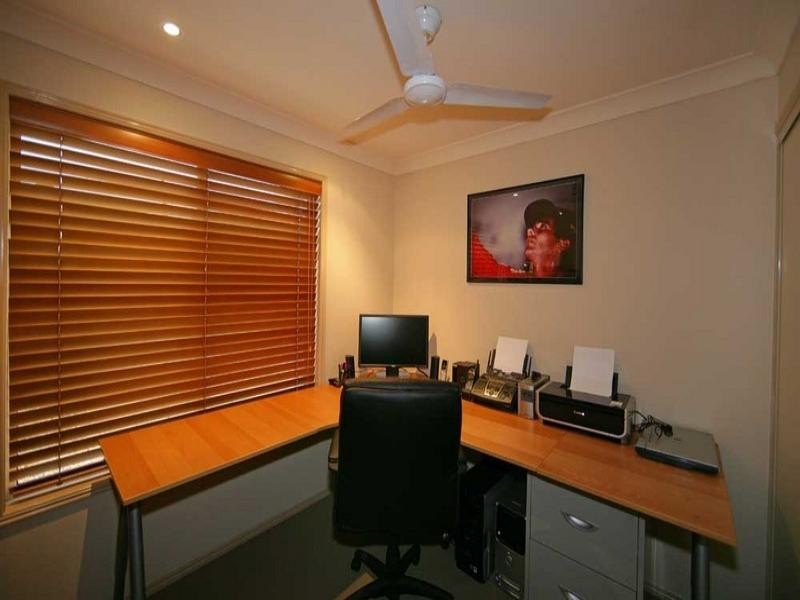 6 Altissimo Court, Eatons Hill QLD 4037