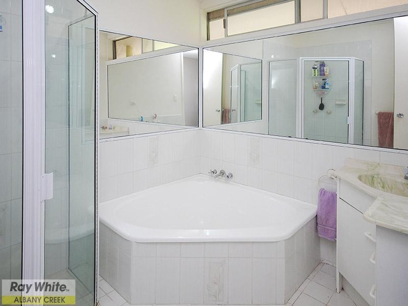 7 Bunya Park Drive, Eatons Hill QLD 4037