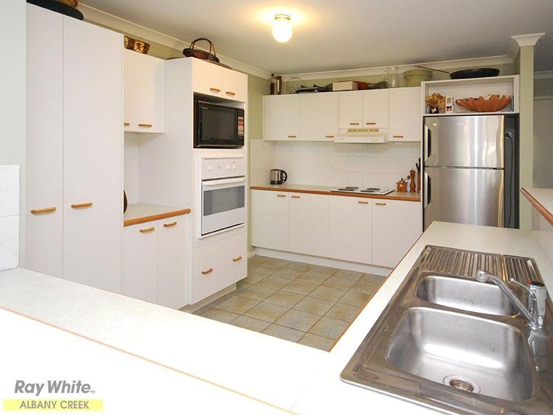 36 Silkyoak Way, Albany Creek QLD 4035