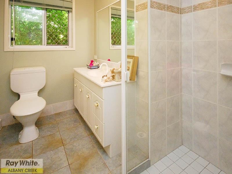 36 Silkyoak Way, Albany Creek QLD 4035