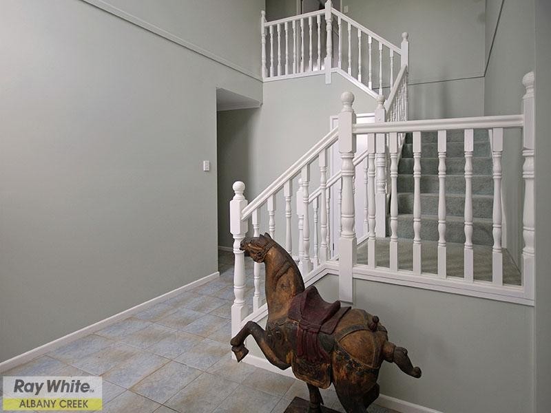 36 Silkyoak Way, Albany Creek QLD 4035