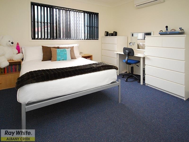 16 Snow wood Drive, Eatons Hill QLD 4037