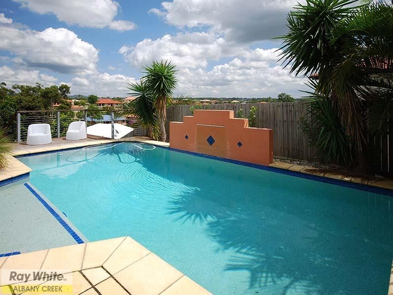 10 Taun Court, Albany Creek QLD 4035
