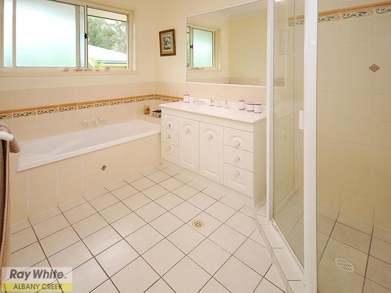 17 Brian Morrison Drive, Albany Creek QLD 4035
