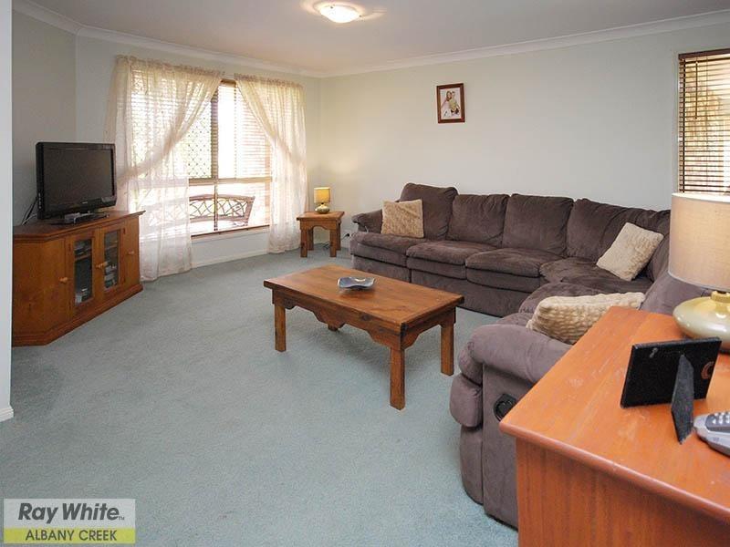 32 Flinders Way, Albany Creek QLD 4035