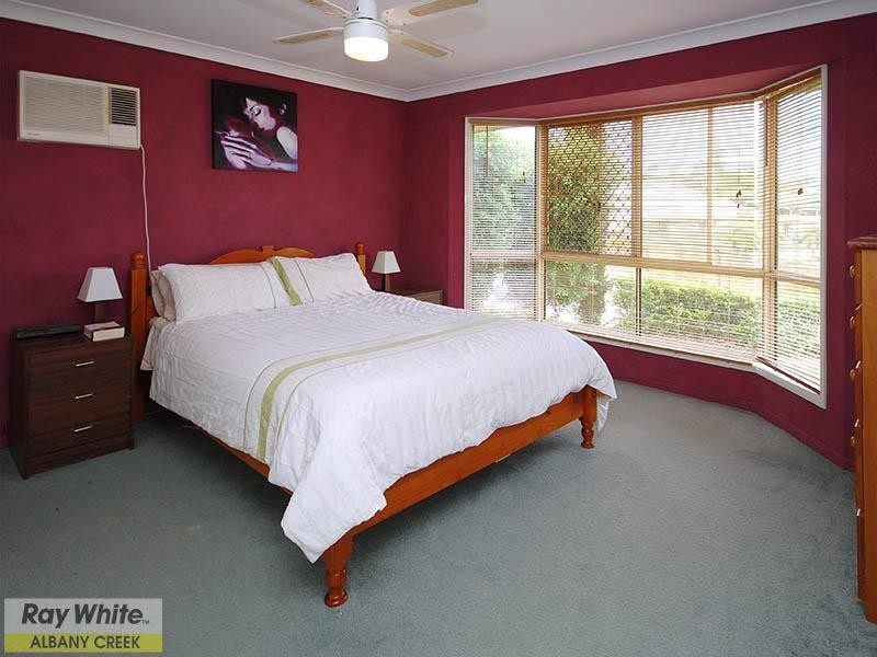 32 Flinders Way, Albany Creek QLD 4035