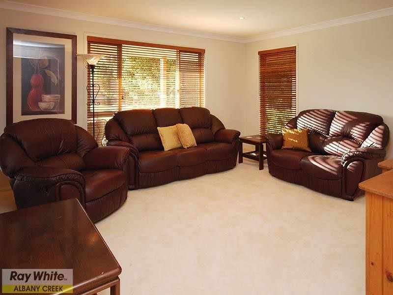 5 Amamoor Court, Cashmere QLD 4500